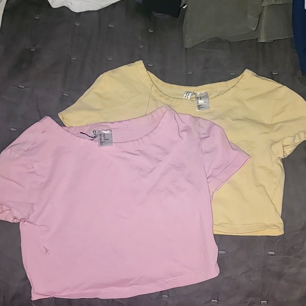 2 cute shirts by Dividend H&M, XS